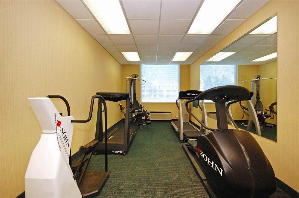 Best Western Airport Inn & Suites Cleveland Brook Park Exteriör bild