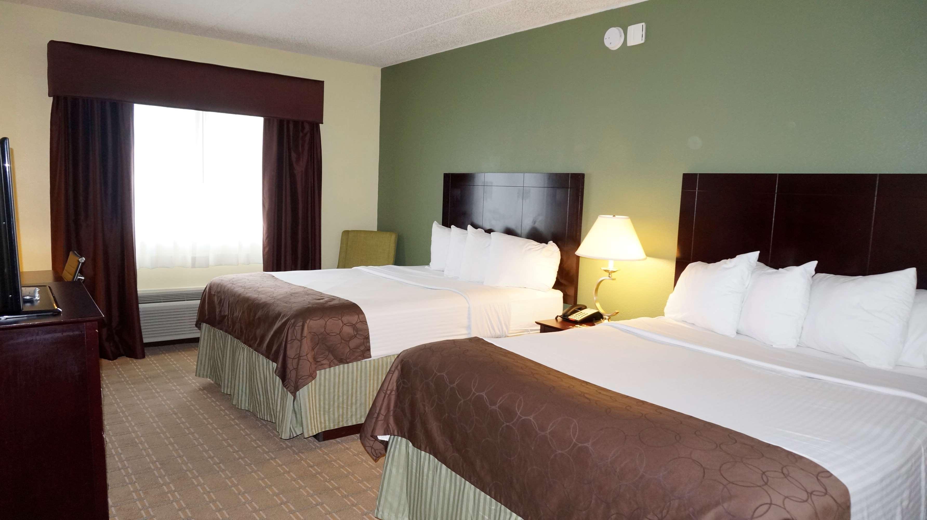 Best Western Airport Inn & Suites Cleveland Brook Park Exteriör bild