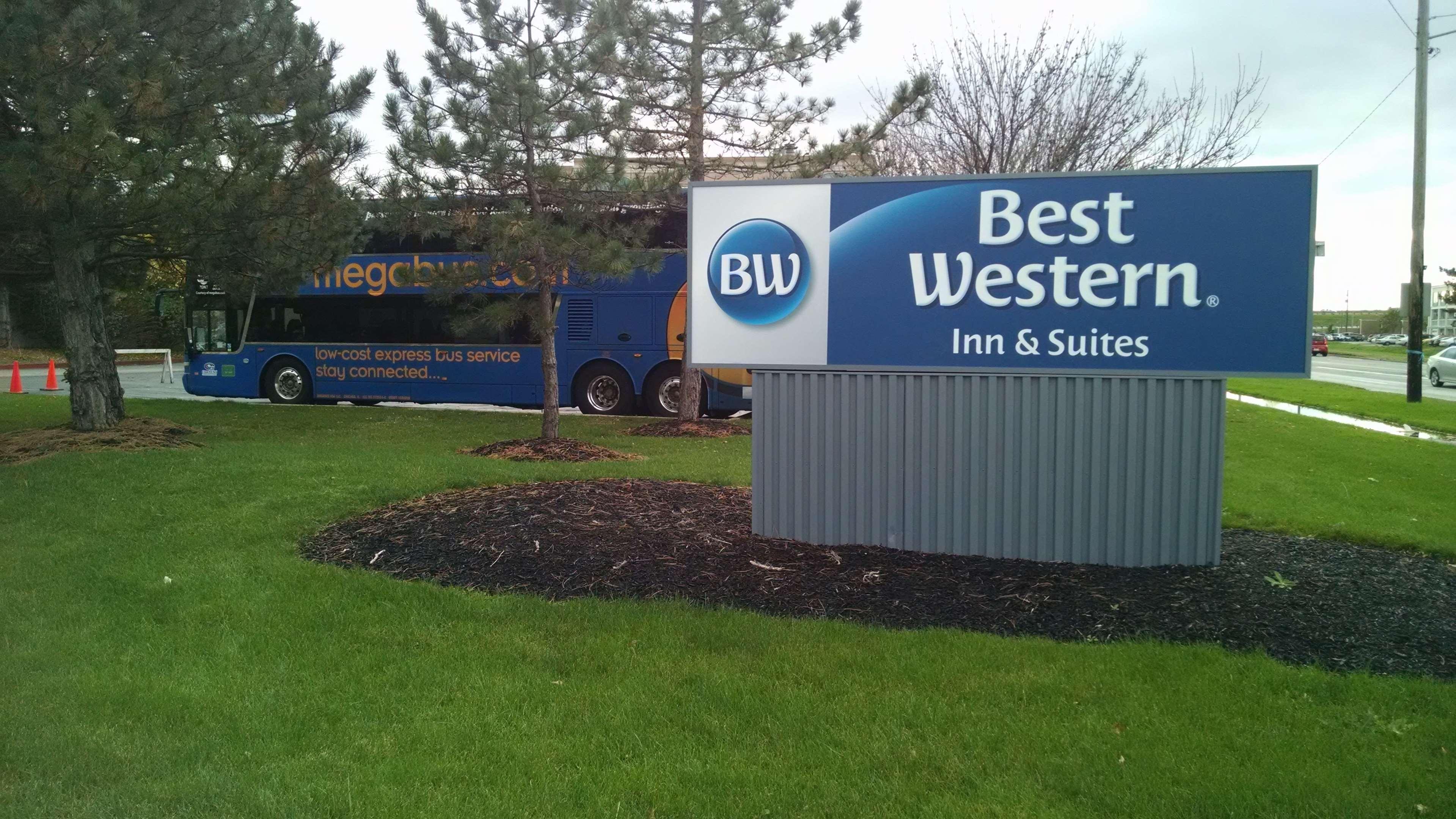 Best Western Airport Inn & Suites Cleveland Brook Park Exteriör bild