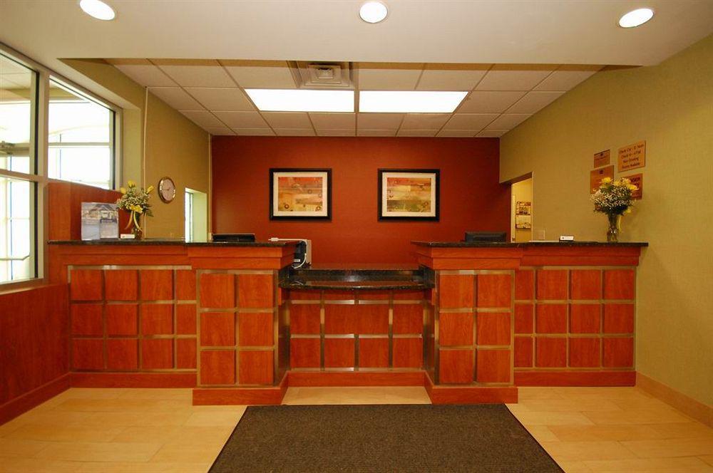 Best Western Airport Inn & Suites Cleveland Brook Park Exteriör bild