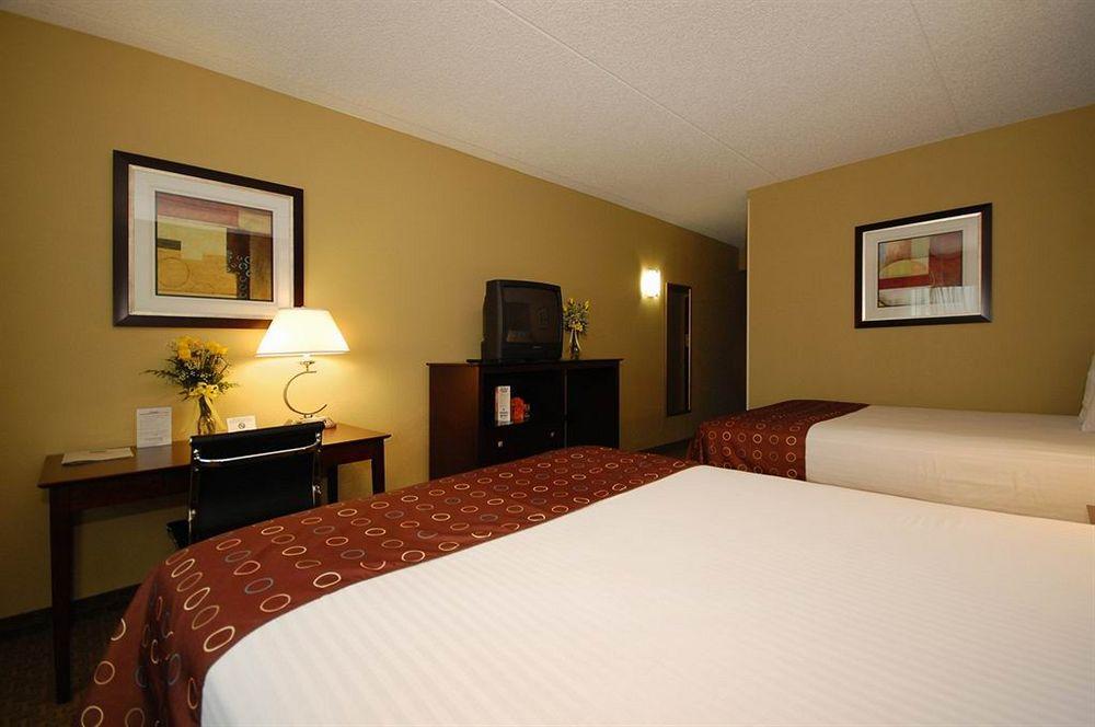 Best Western Airport Inn & Suites Cleveland Brook Park Rum bild
