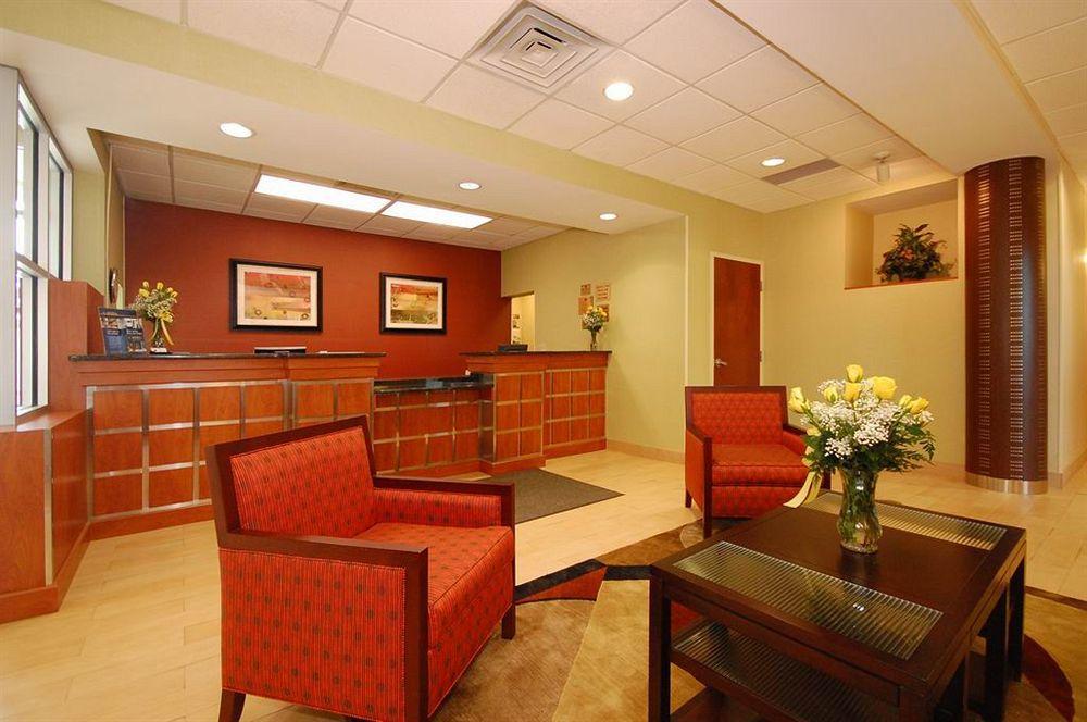 Best Western Airport Inn & Suites Cleveland Brook Park Inreriör bild