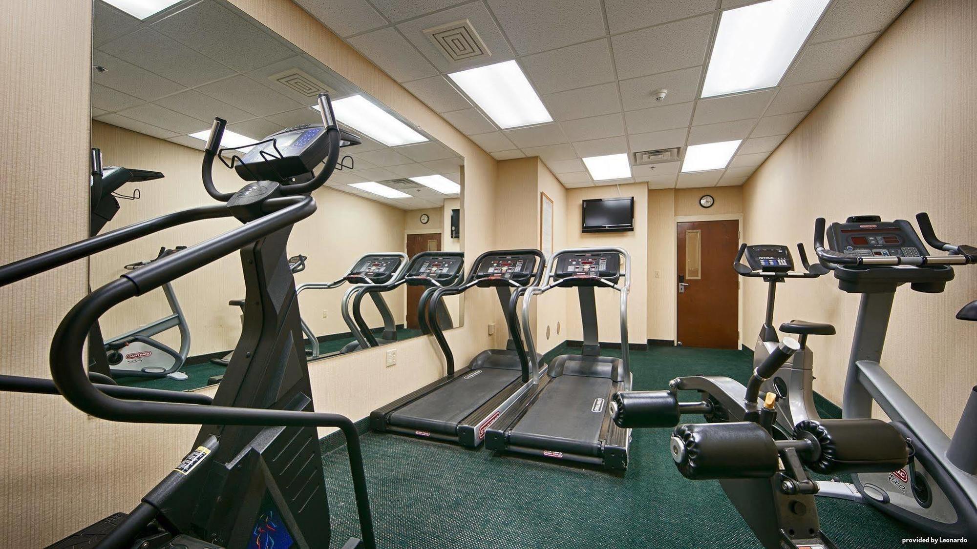 Best Western Airport Inn & Suites Cleveland Brook Park Exteriör bild