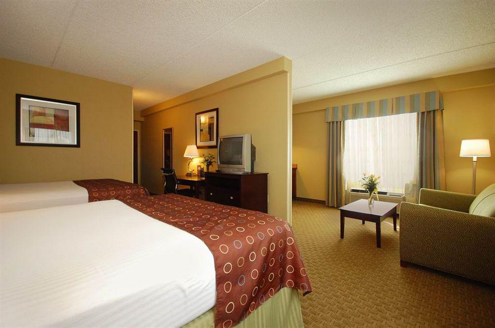 Best Western Airport Inn & Suites Cleveland Brook Park Rum bild
